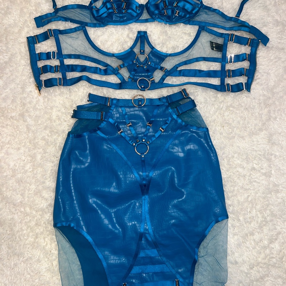 Blue Strappy Lingerie Set